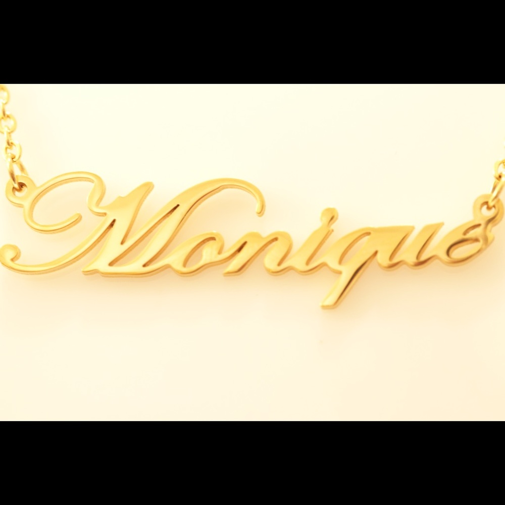 Monique Name Necklace